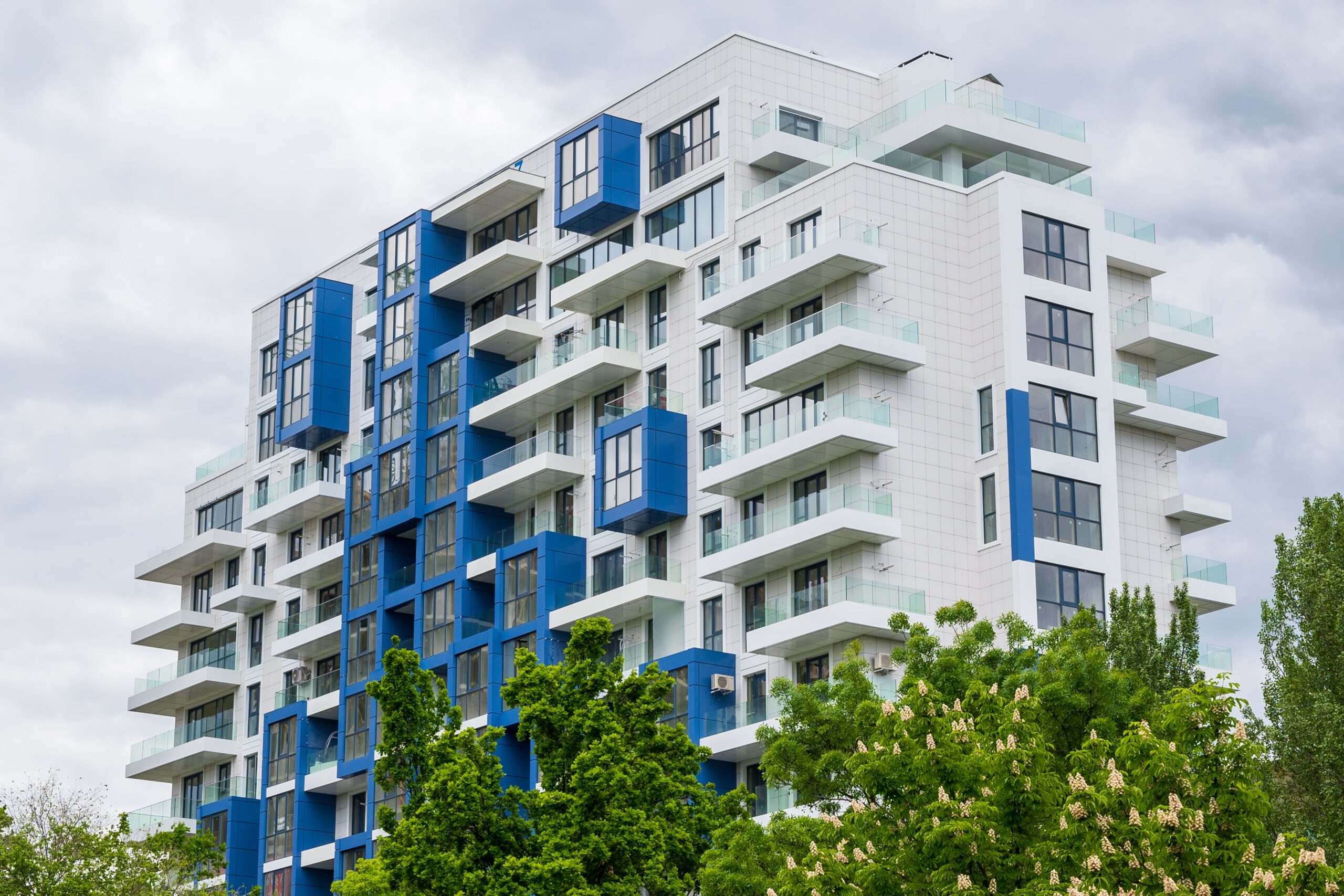 5 Simple Ways to Invest in Real Estate ​